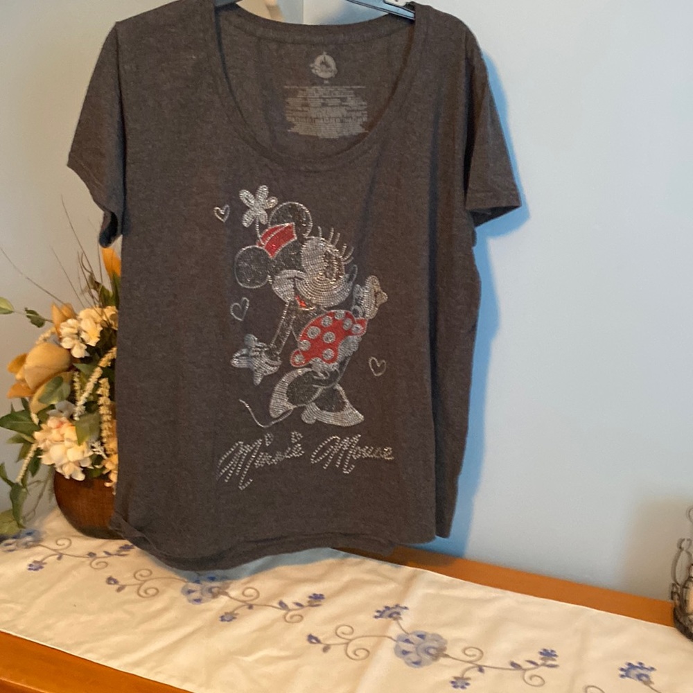 Minnie mouse shirt